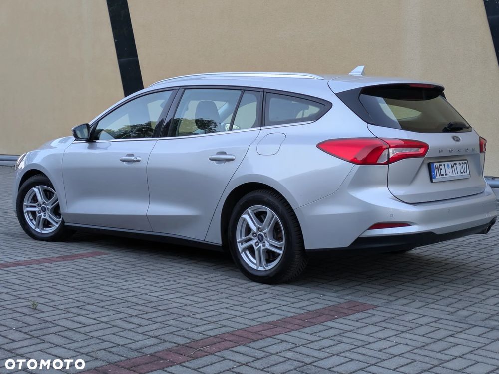 Ford Focus 1.5 EcoBlue Start-Stopp-System COOL&CONNECT DESIGN - 11