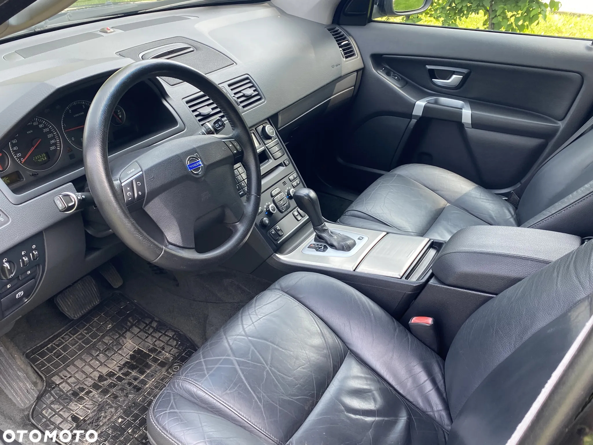 Volvo XC 90 D5 Momentum - 17