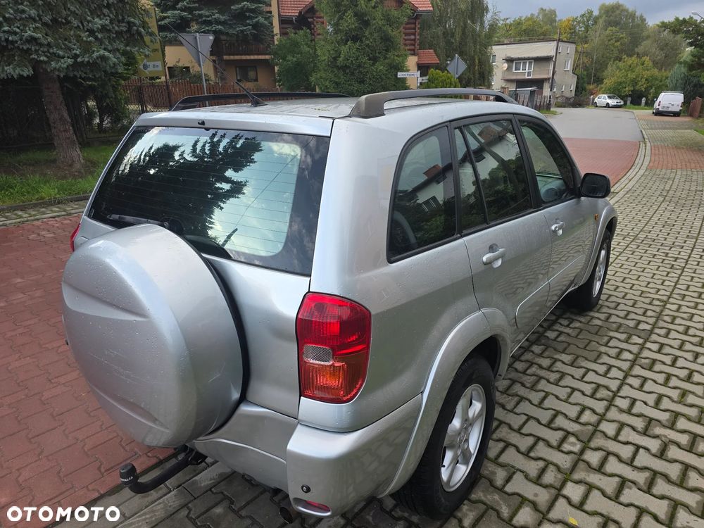 Toyota RAV4 2.0 VVT-i Prestige - 3