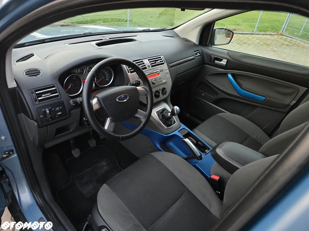 Ford Kuga 2.0 TDCi 4x4 Titanium - 9