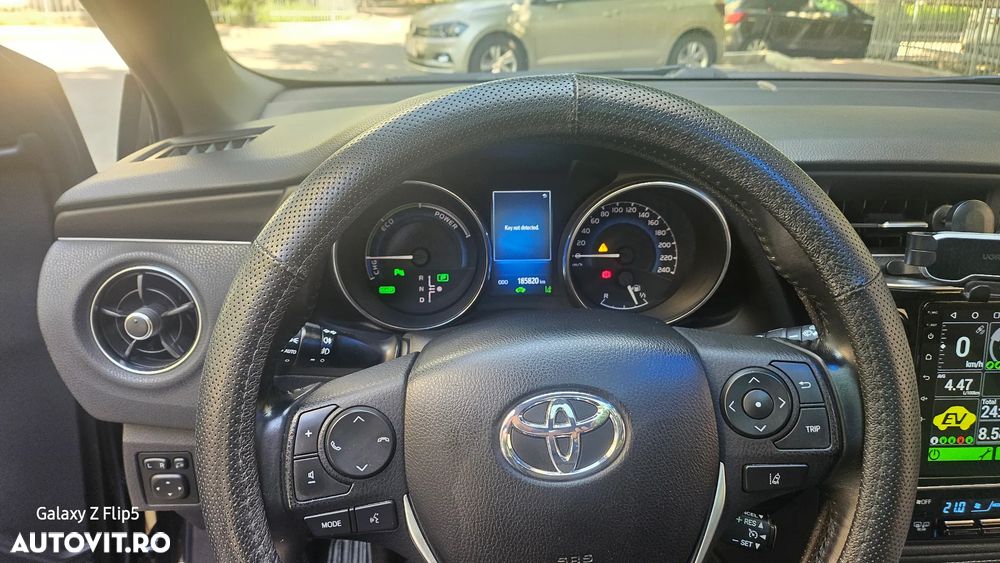 Toyota Auris - 9