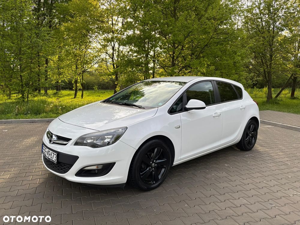 Opel Astra 1.4 Turbo - 1