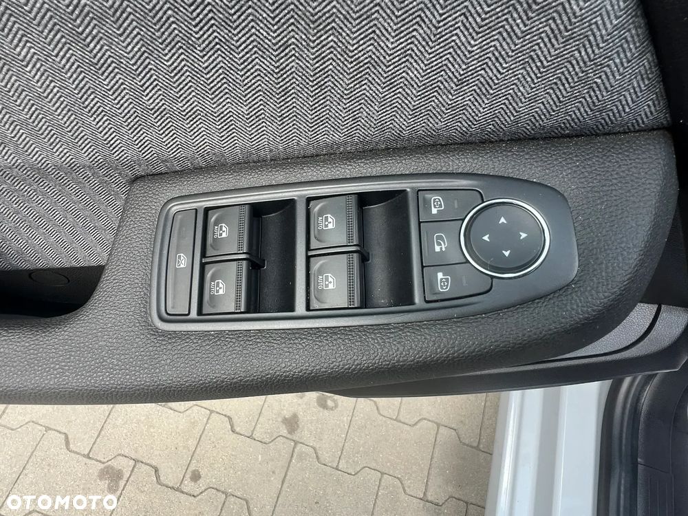 Renault Clio - 16