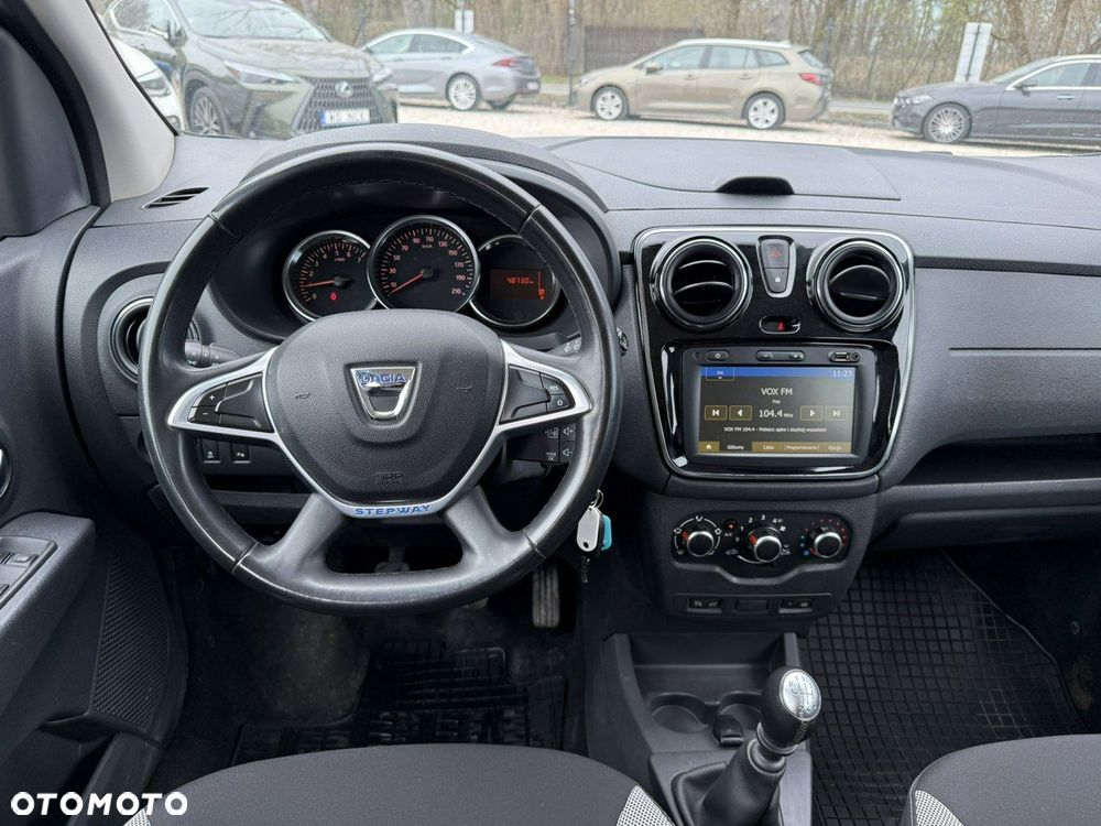 Dacia Lodgy 1.5 Blue dCi Stepway Comfort S&S - 27