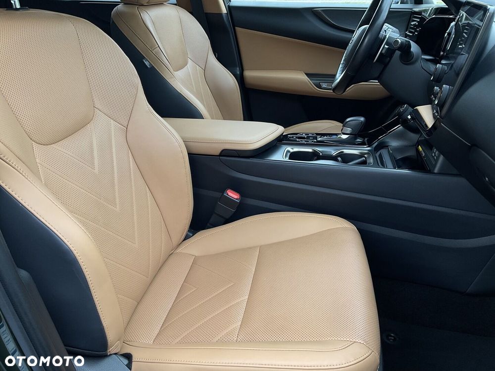 Lexus NX - 11
