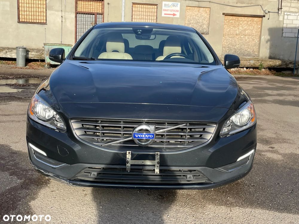 Volvo S60 - 3