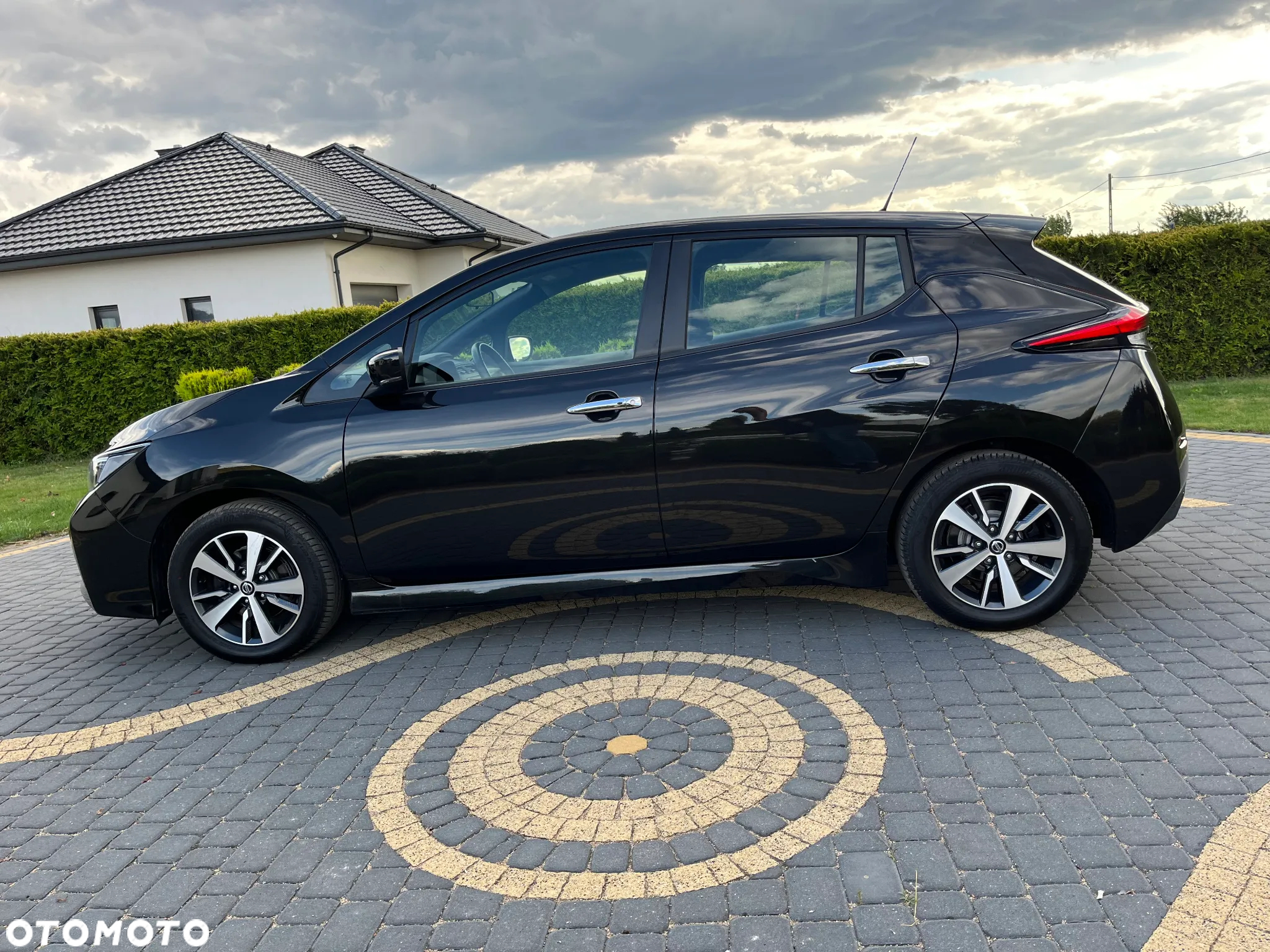 Nissan Leaf - 11
