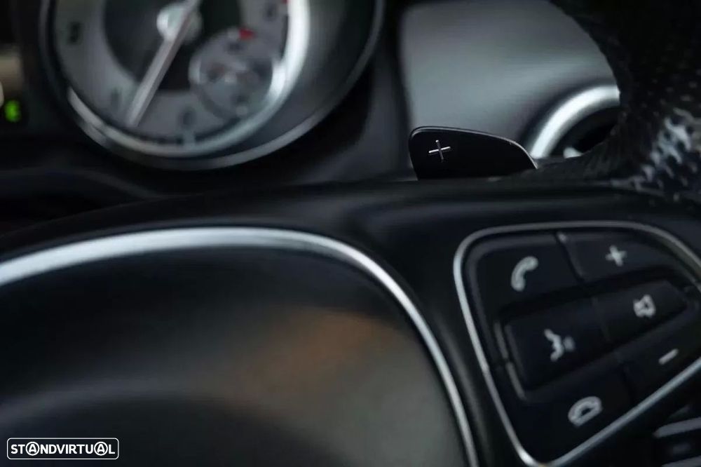 Mercedes-Benz CLA 200 - 27