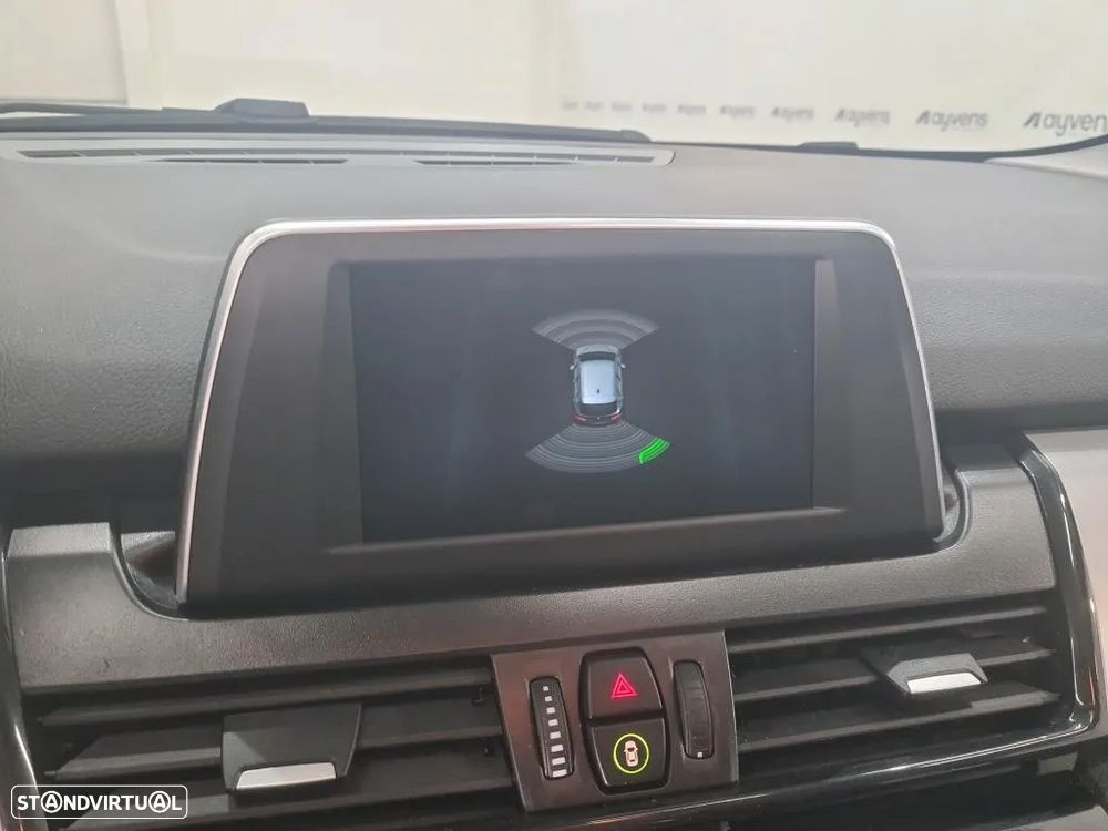 BMW 225xe Active Tourer Advantage - 7