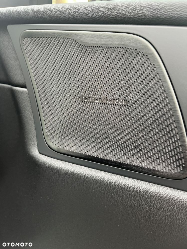 Volvo XC 60 T5 R-Design - 11