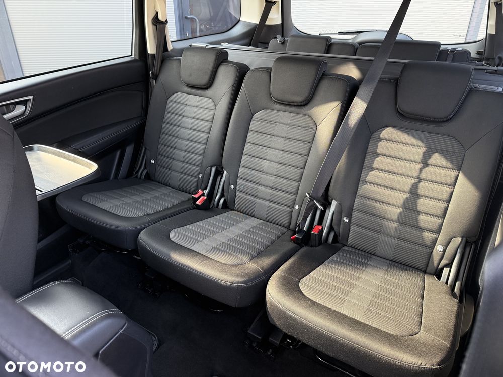 Ford Galaxy - 30