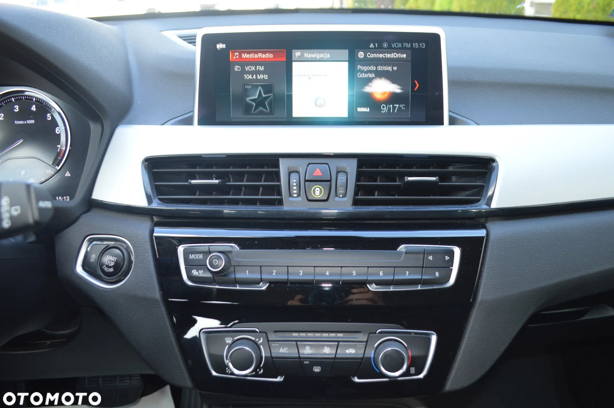 BMW X1 sDrive18i - 18