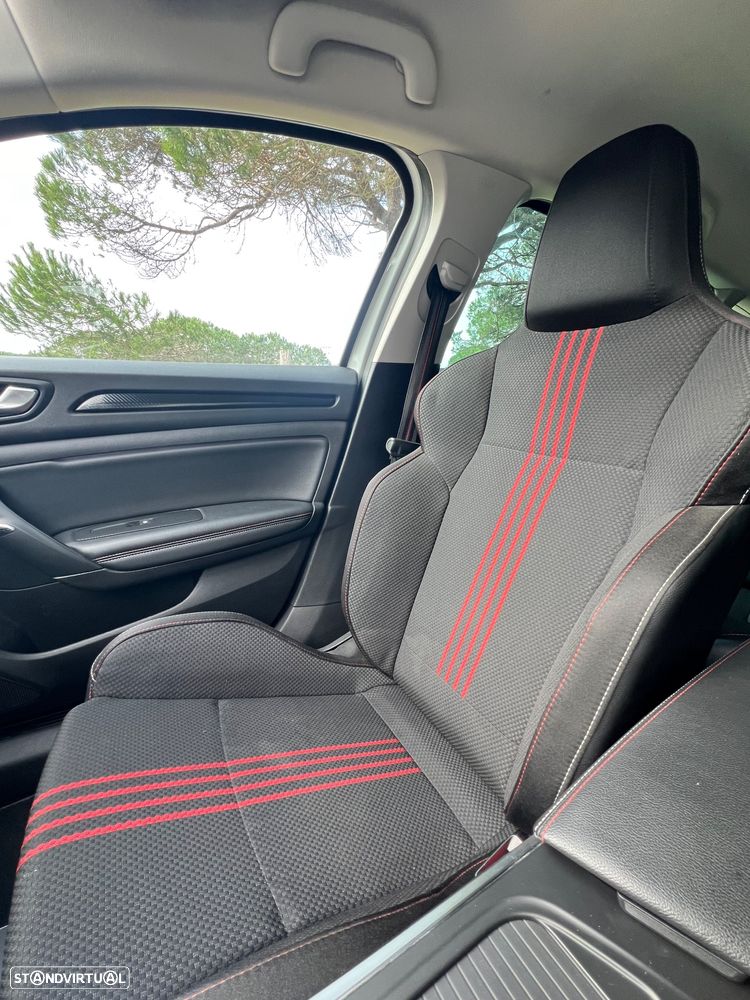 Renault Mégane Sport Tourer 1.6 E-Tech Plug-In Hybrid R.S. Line - 6