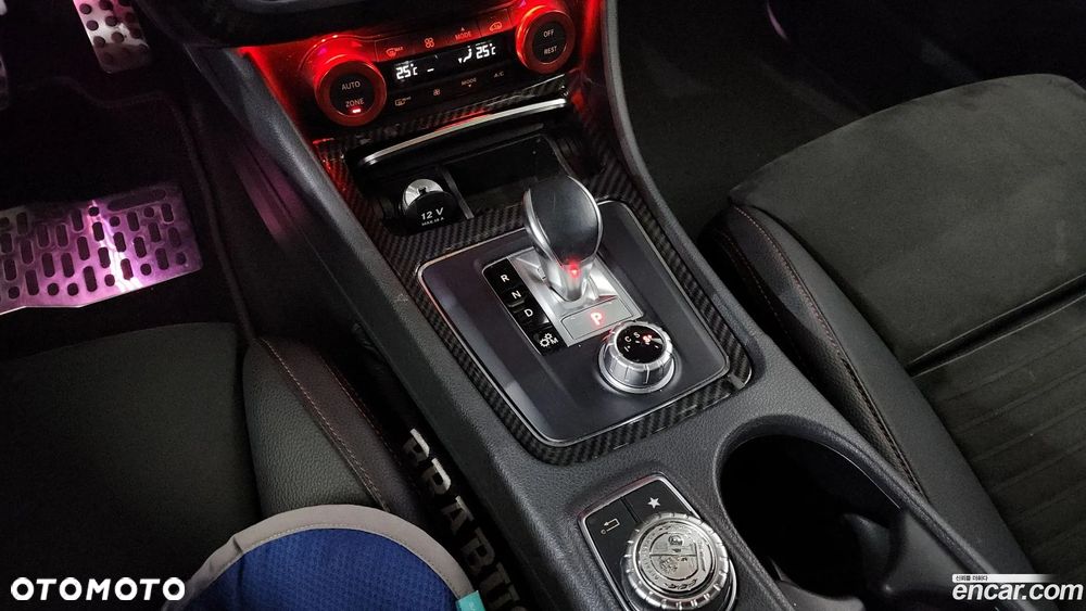 Mercedes-Benz Klasa A AMG 45 4-Matic - 9