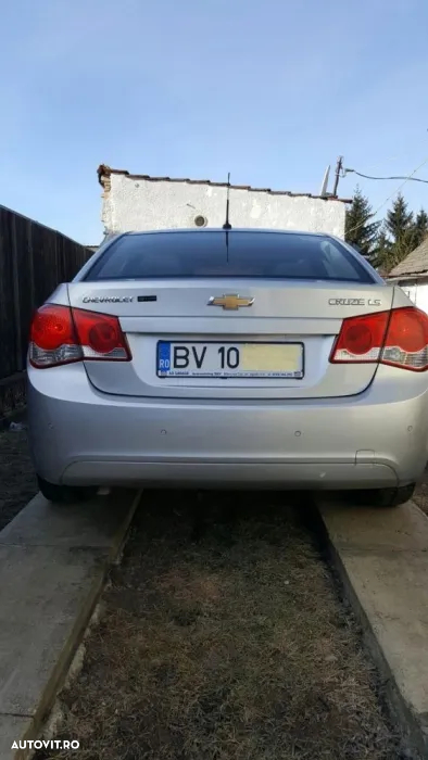 Chevrolet Cruze - 3