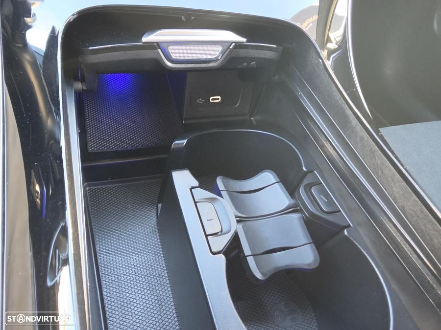 Mercedes-Benz C 300 e AMG Line - 36