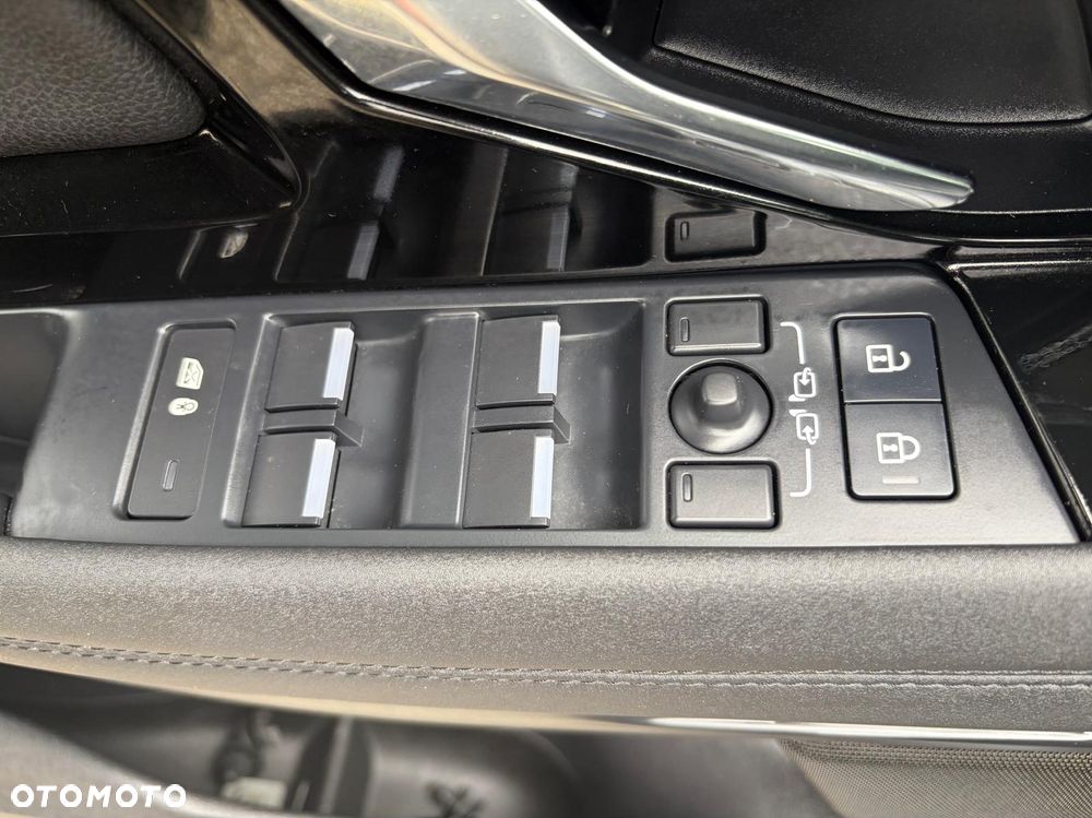 Land Rover Range Rover Evoque - 28