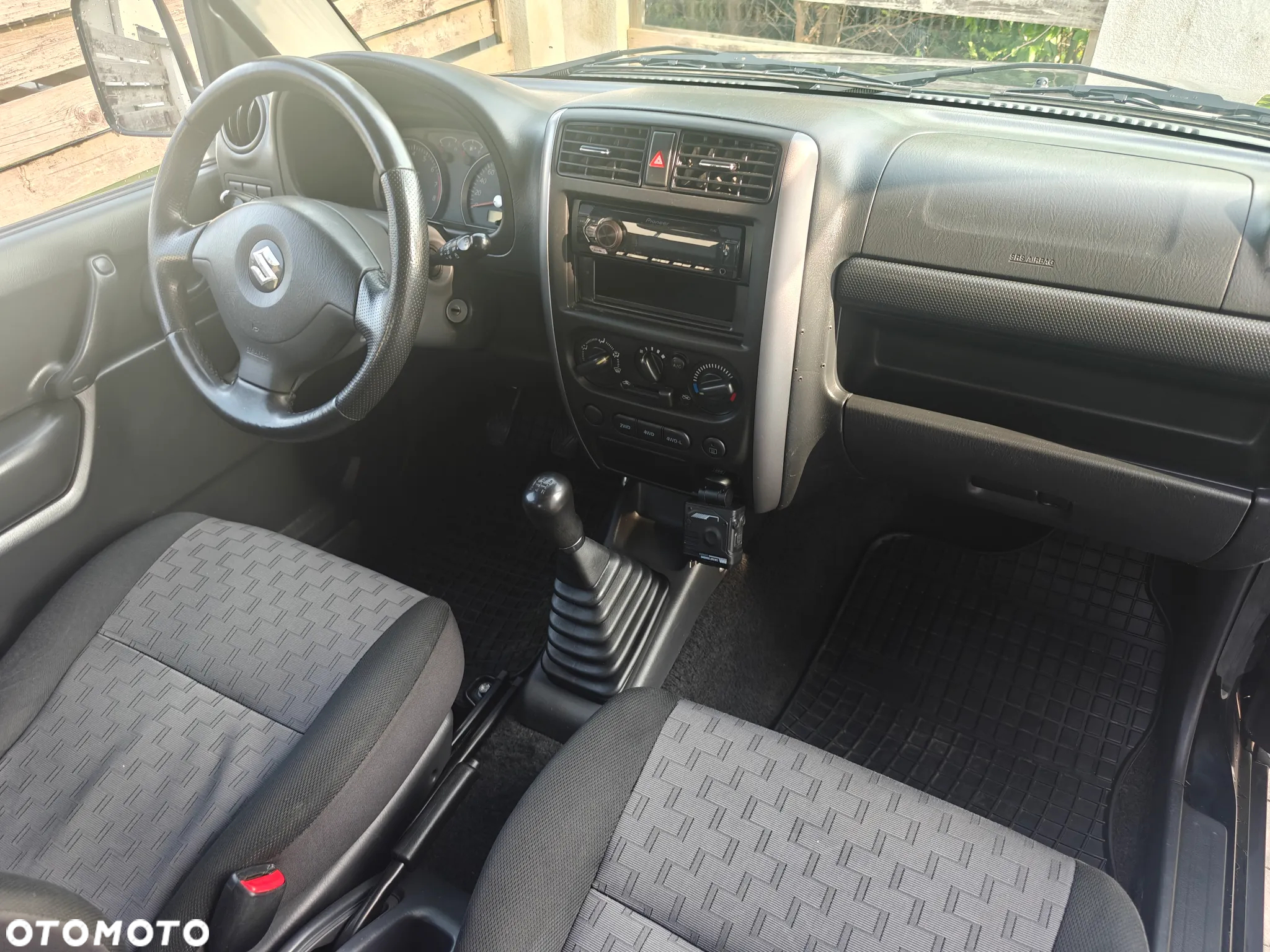 Suzuki Jimny - 9