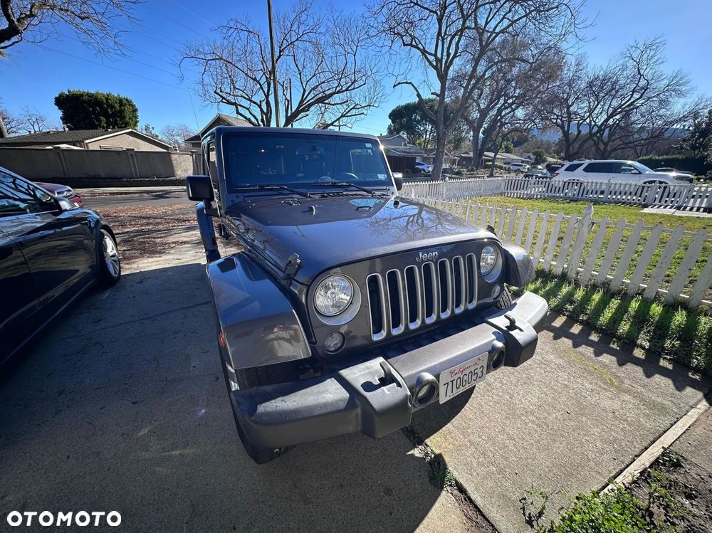 Jeep Wrangler Unlimited 3.6 Automatik Sahara - 14