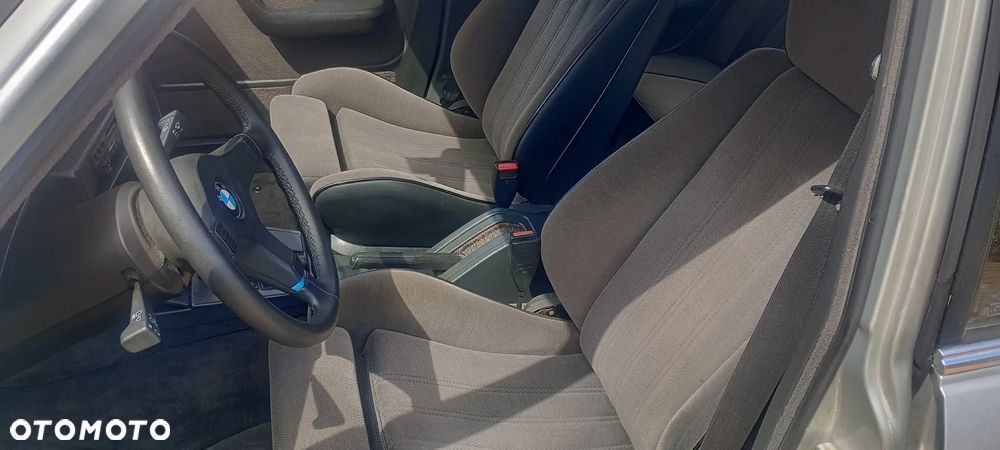 BMW Seria 5 - 21