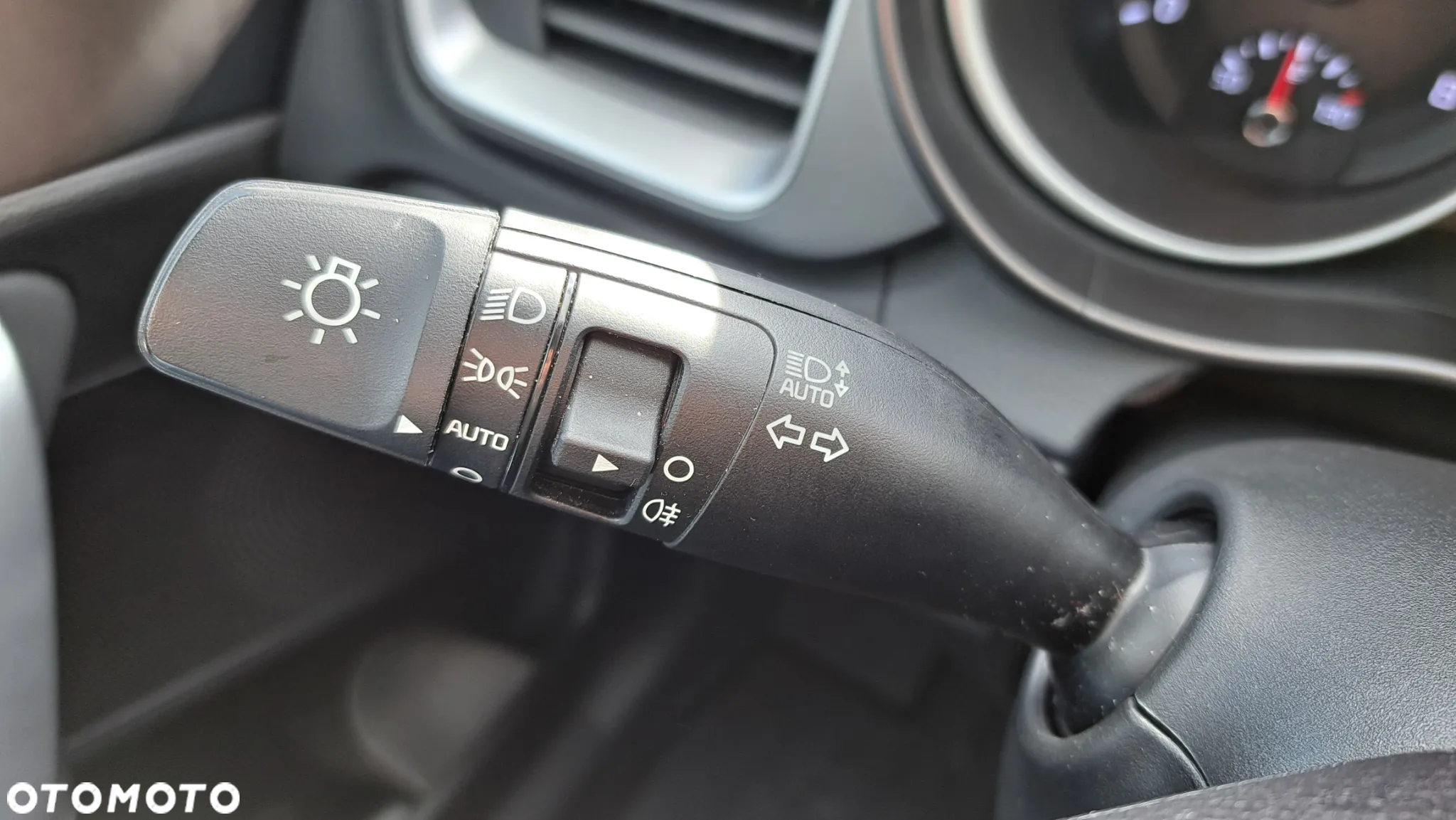 Kia Ceed 1.5 T-GDI S - 30