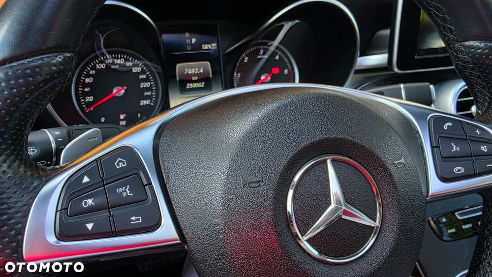 Mercedes-Benz Klasa C 250 (BlueTEC) d 7G-TRONIC AMG Line - 31