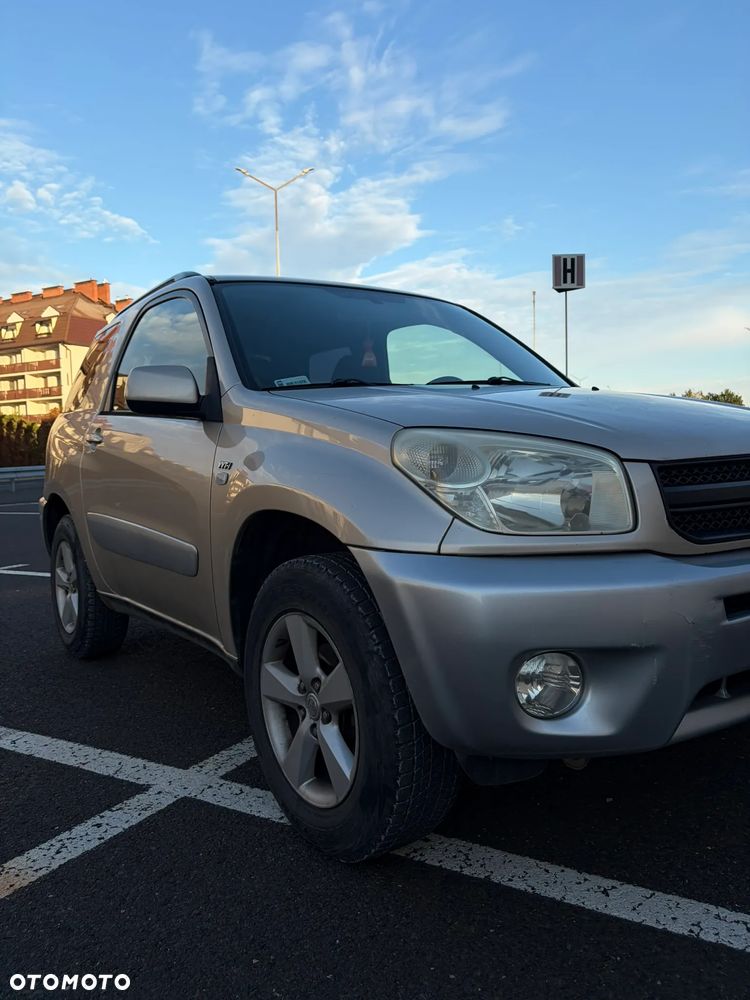 Toyota Rav4 2005 photo 5