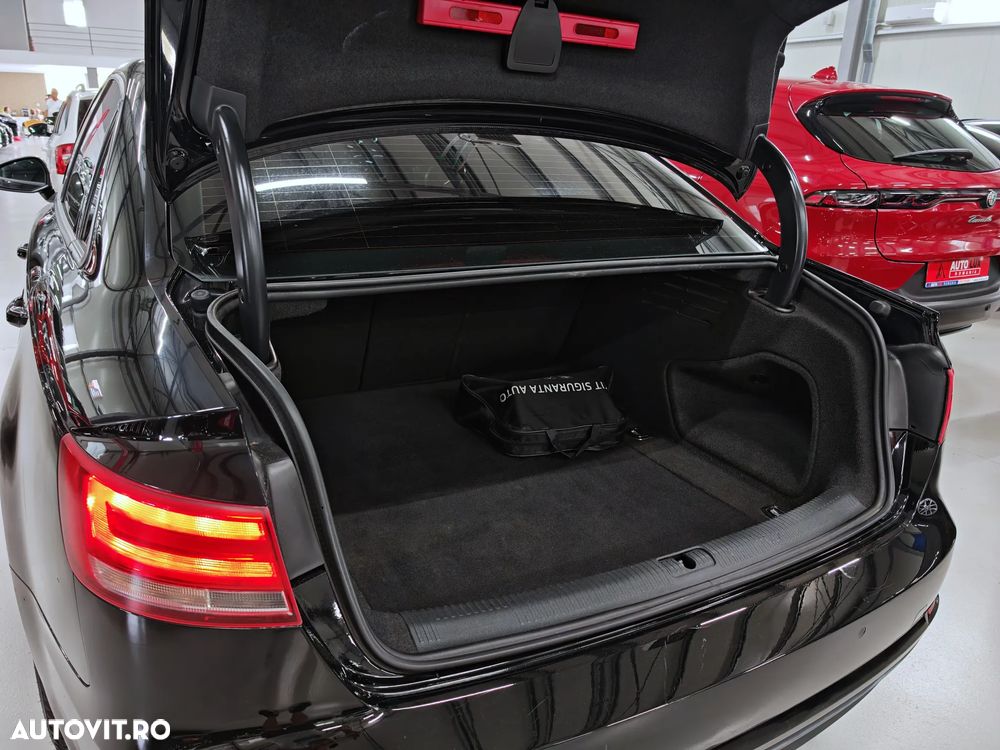 Audi A4 Limuzina 2.0 TDI S tronic quattro - 32