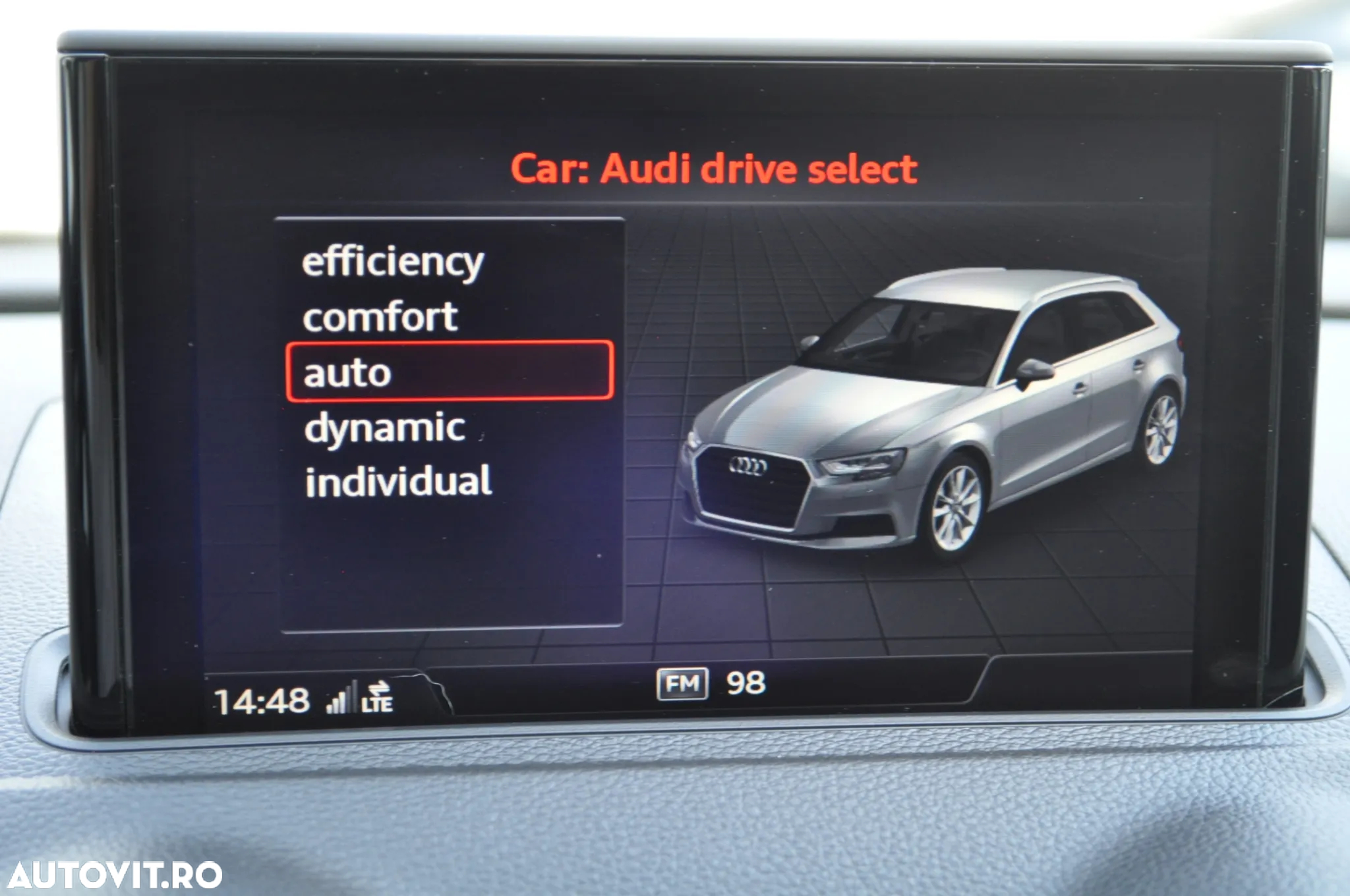 Audi A3 1.5 35 TFSI S tronic Sport - 32