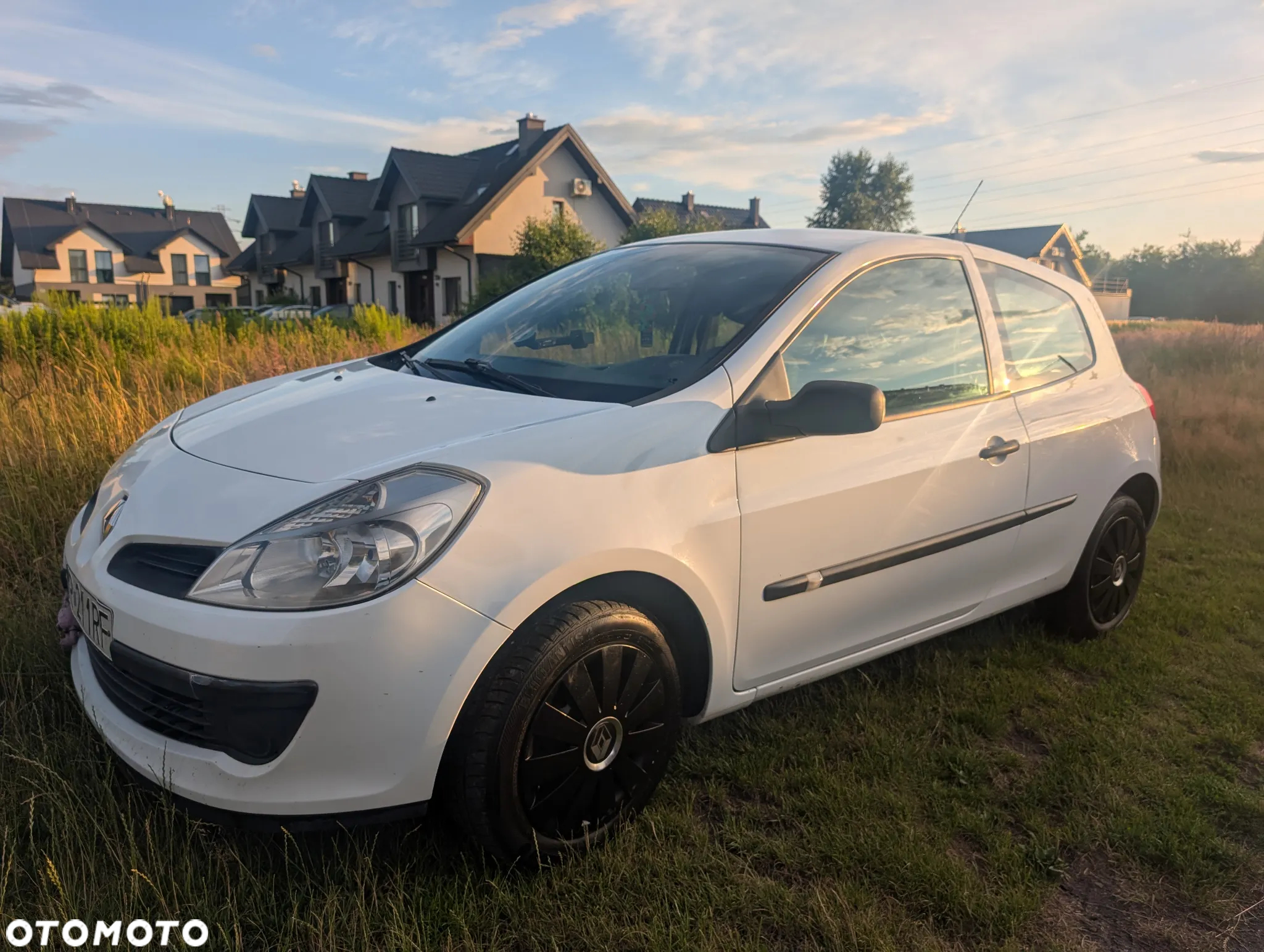 Renault Clio - 11
