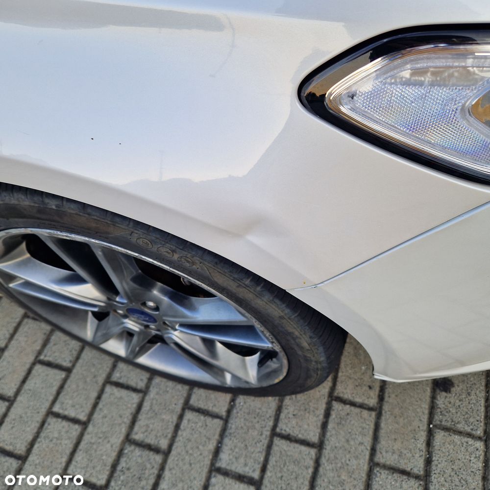 Ford Fusion - 15