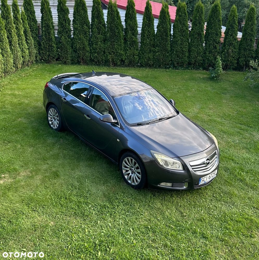 Opel Insignia - 1