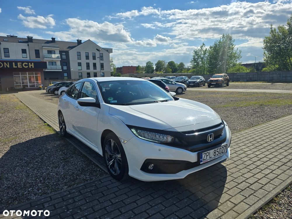 Honda Civic 1.5 T Elegance CVT - 3
