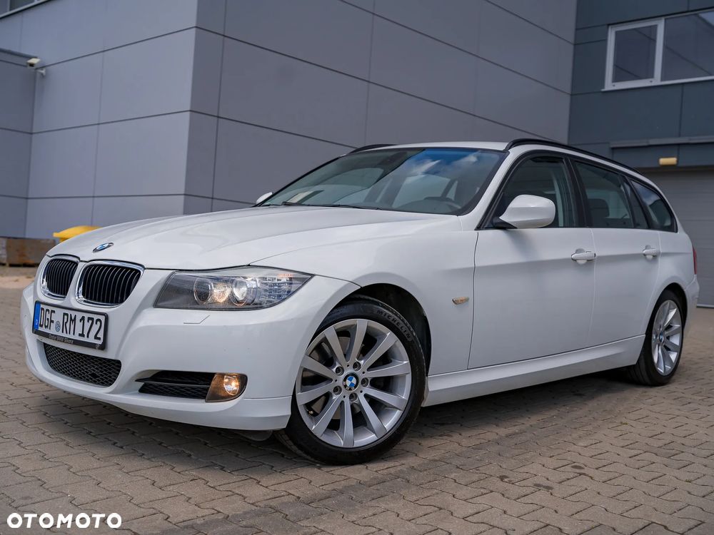 BMW Seria 3 318d DPF Edition Lifestyle - 13