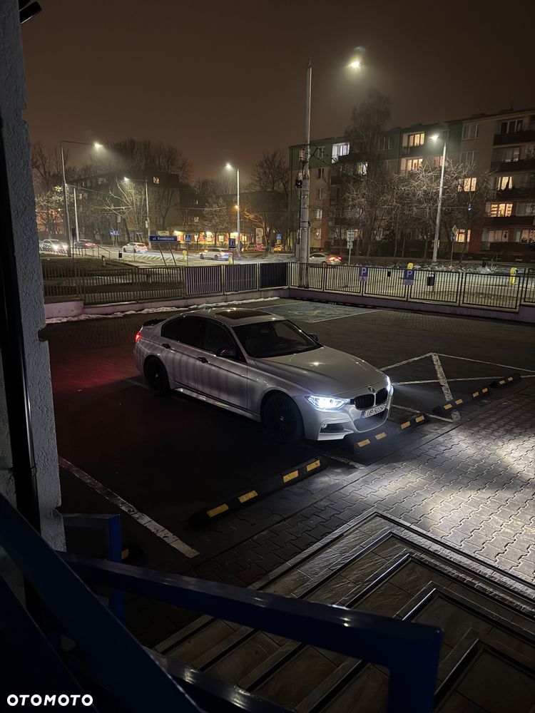BMW Seria 3 335i - 12