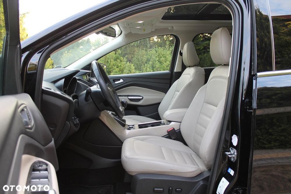 Ford Kuga 2.0 TDCi 4x4 Titanium - 10