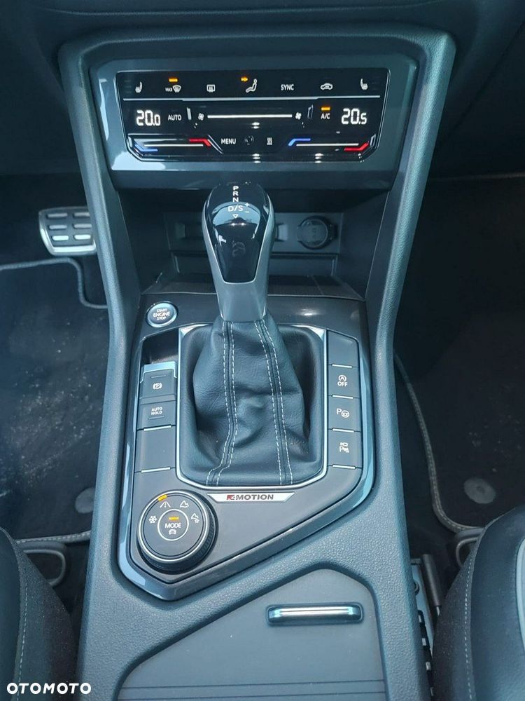 Volkswagen Tiguan - 22