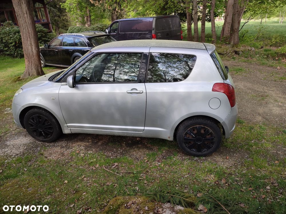 Suzuki Swift 1.3 GS - 3
