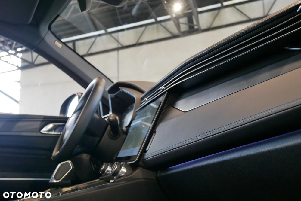 Lynk & Co 01 - 27