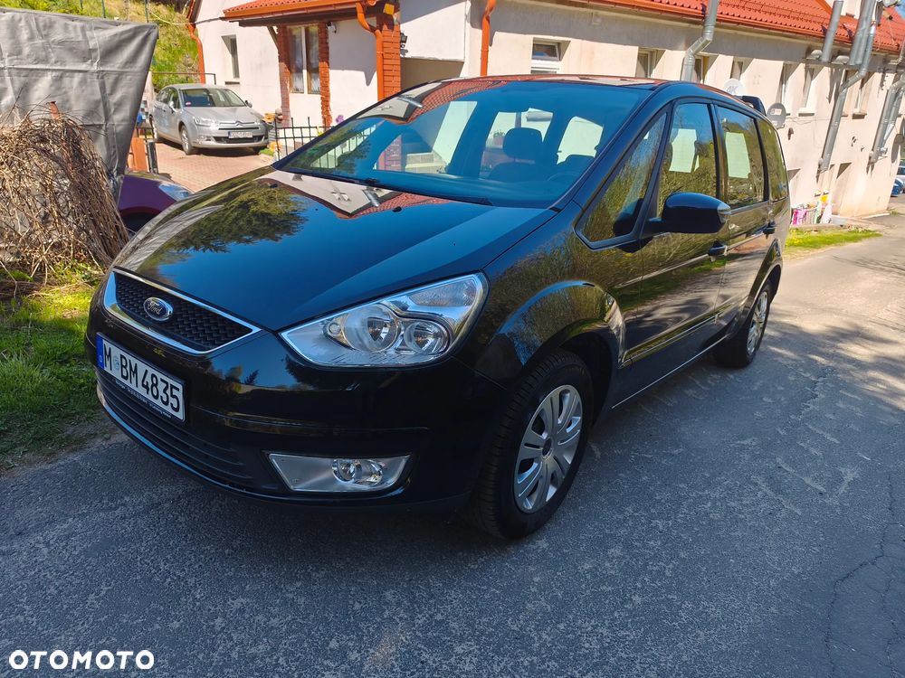 Ford Galaxy - 8