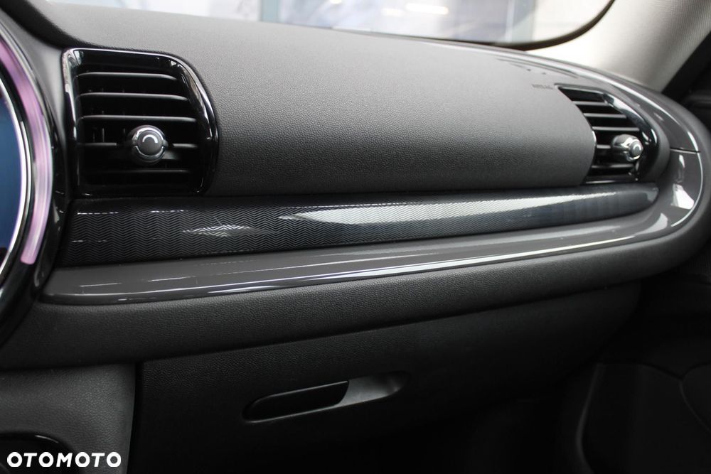 MINI Clubman - 14