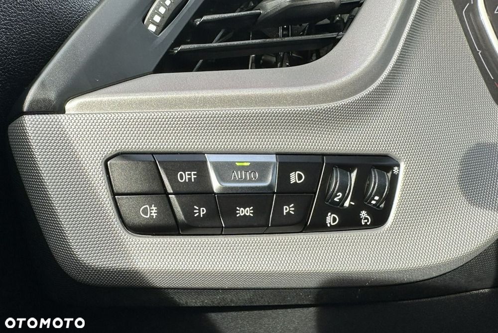 BMW Seria 1 118i Advantage - 30