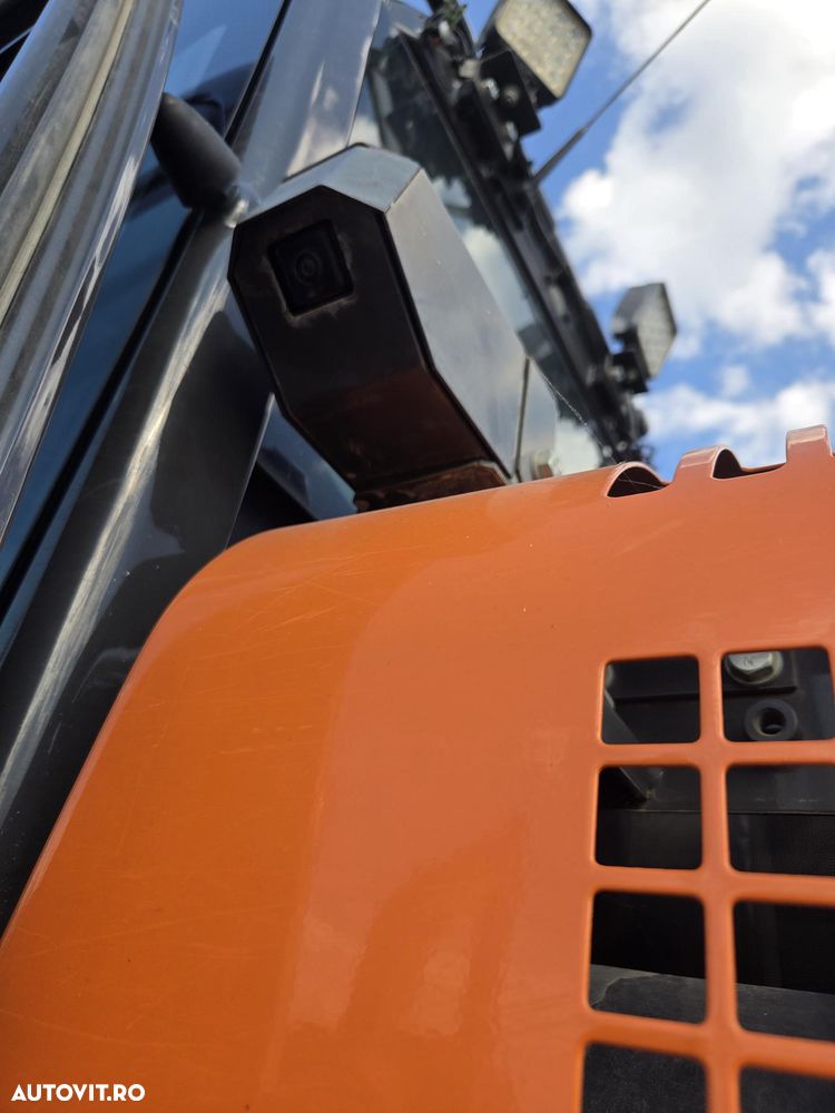 Hitachi ZX135US-6, 16t,2019, 3.736h, ROTIRE IN GABARIT, LAMA, 2 inst hidr pe brate, PADURI NOI, consum mediu 9,5l/h, Gresare automata, CUPLA RAPIDA +CUPE EXCARE+Cupa taluz, latime 2,5m, Camere spate si laterale, posibil leasing 3 ani, PROMOTIE 86.900 EUR+Tva - 22