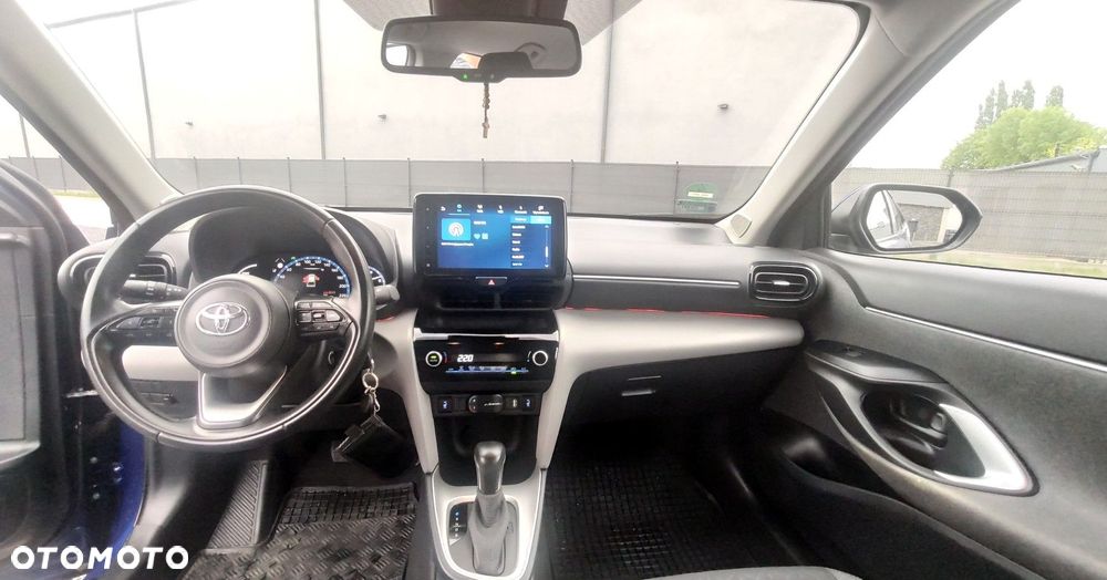 Toyota Yaris Cross Hybrid 1.5 Comfort - 12