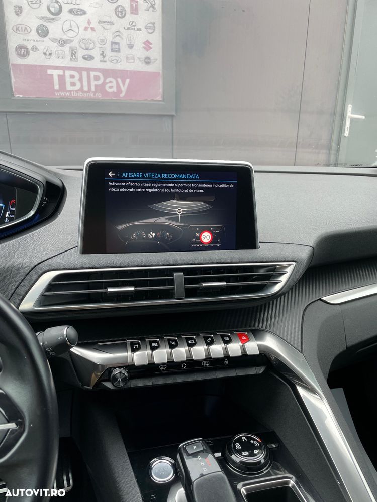 Peugeot 3008 1.2 PureTech 130 EAT8 GT - 31