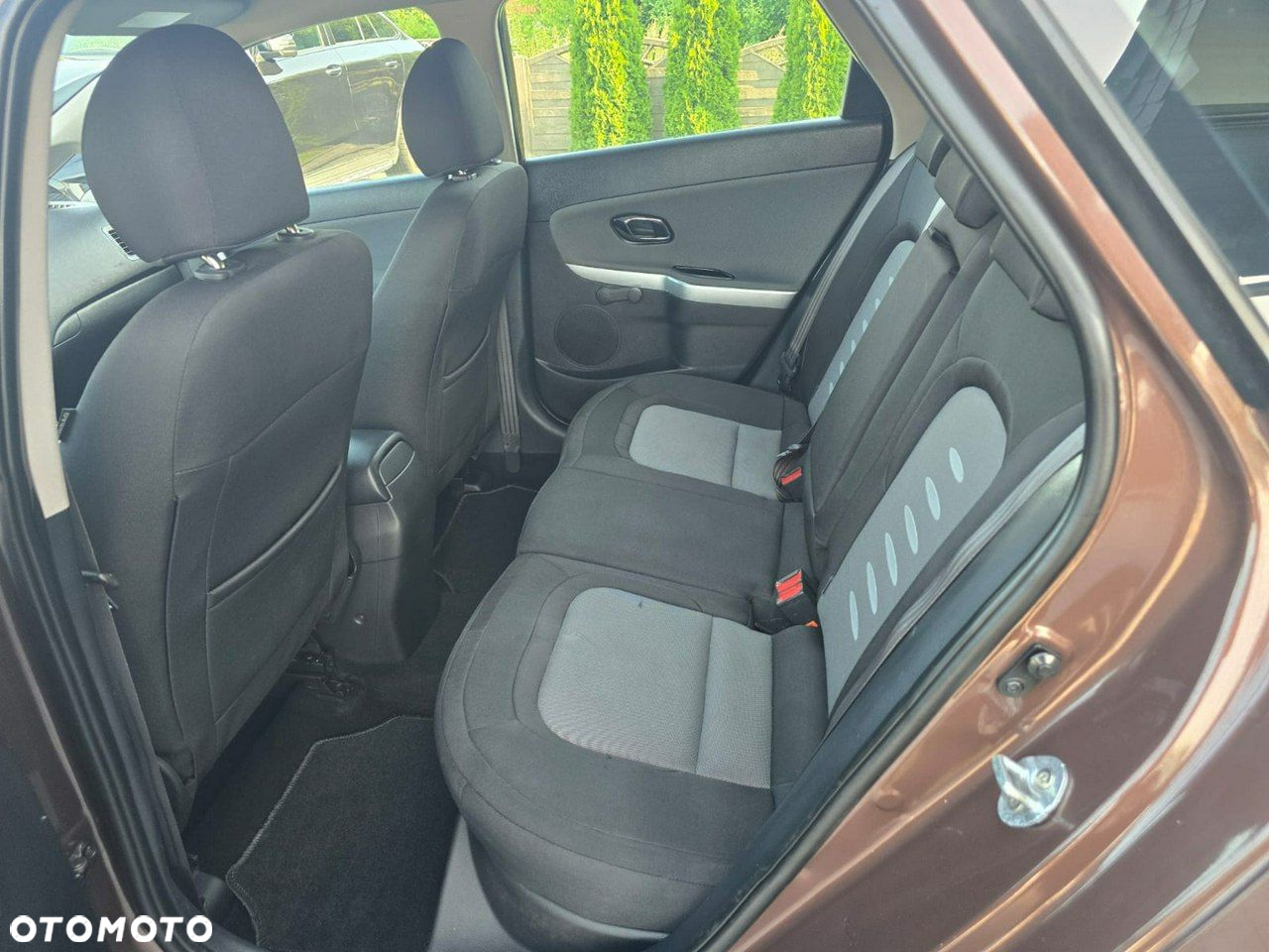 Kia Ceed - 14