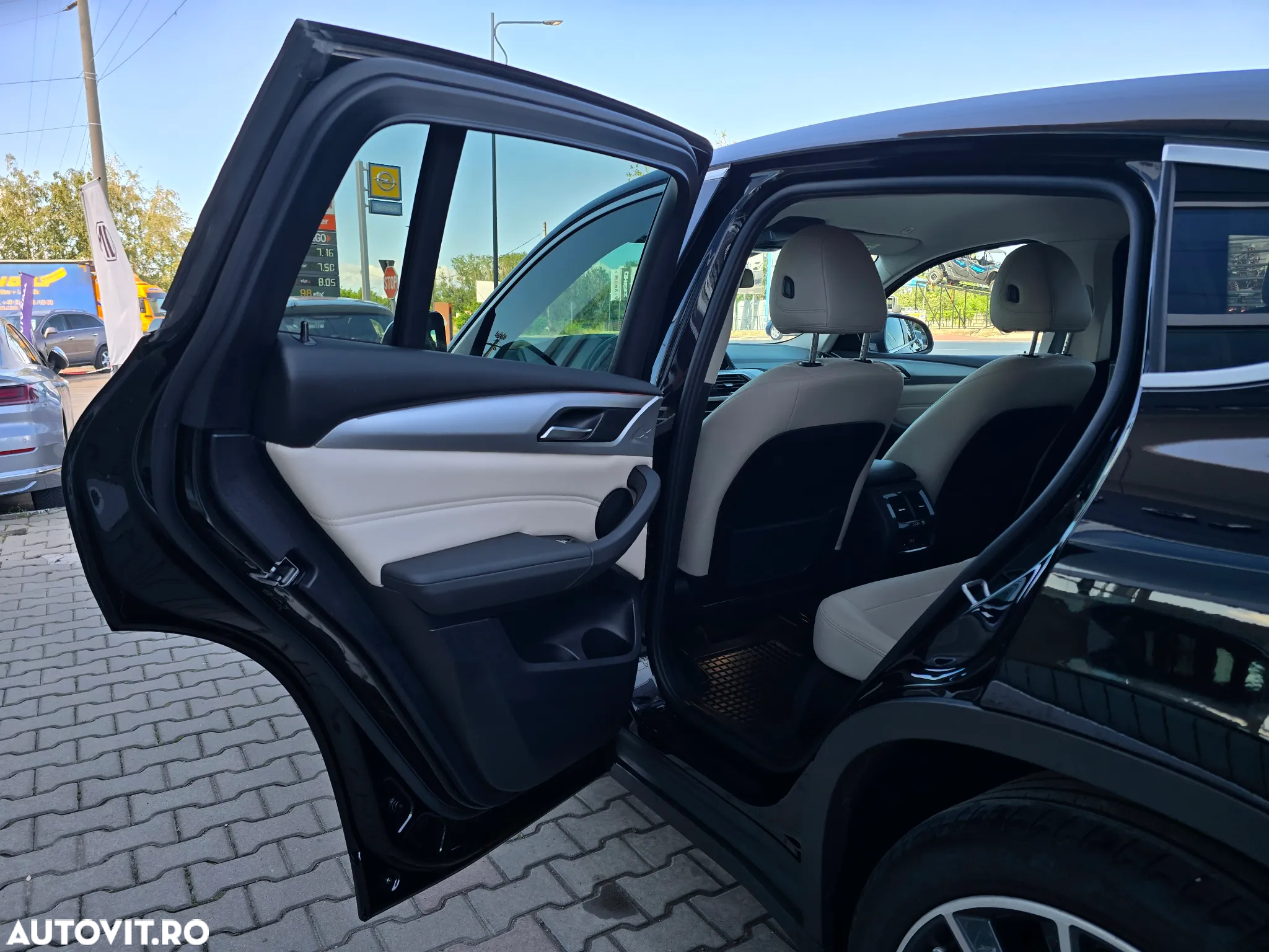BMW X4 xDrive20d - 13