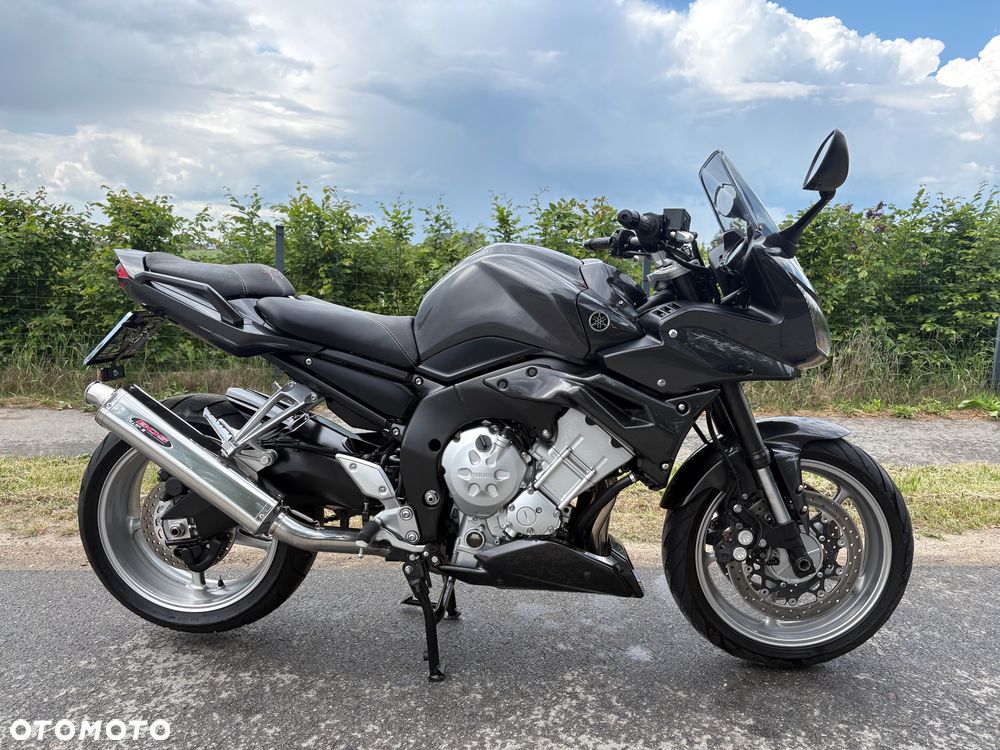 Yamaha FZ - 21