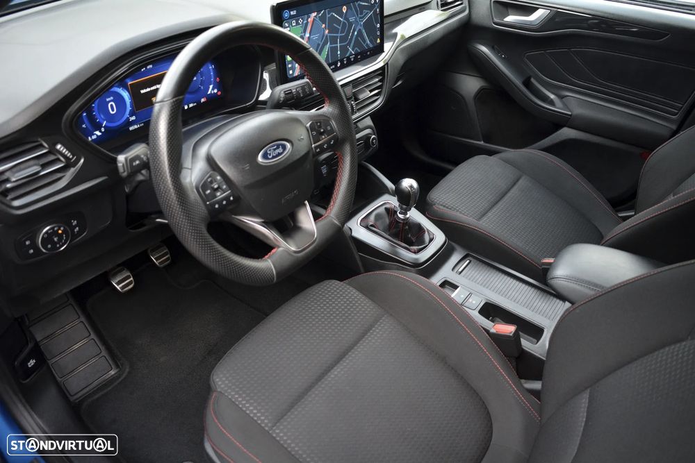 Ford Focus 1.0 EcoBoost MHEV ST-Line - 4