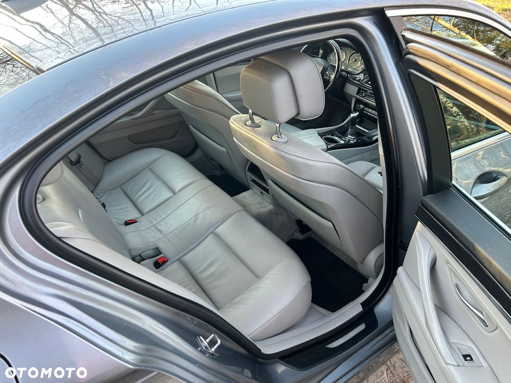 BMW Seria 5 - 17